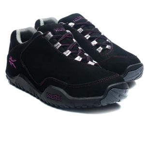KURU Black/ Boysenberry Shoes 6,5